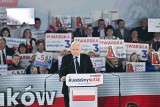 Jarosław Kaczyński podczas konwencji Prawa i Sprawiedliwości w Przysusze: Sukces koalicji opiera się na kłamstwie