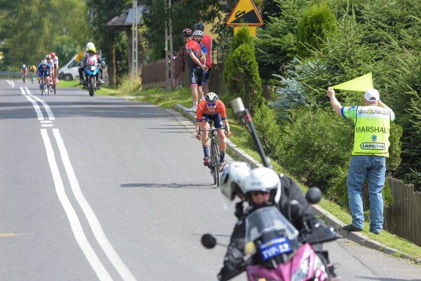 Kolarze ścigali się na 6. etapie Tour de Pologne z...