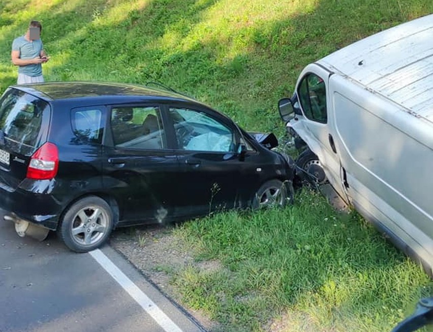 Horodnianka. Wypadek na DK19. Osobówka zderzyła się z busem