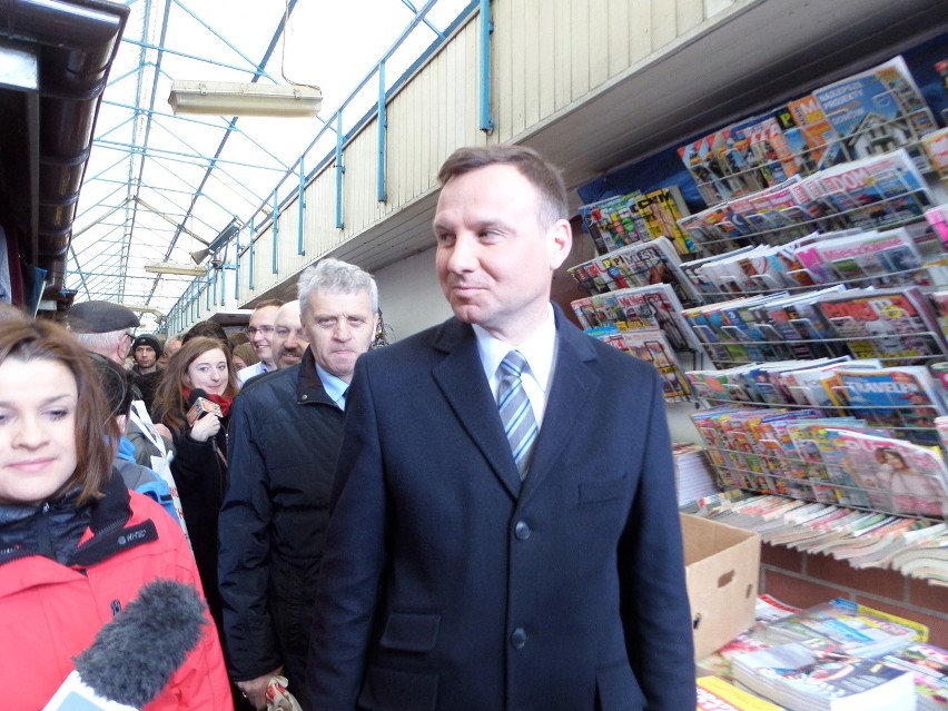 Kraków. Andrzej Duda na Nowym Kleparzu: Komorowski chce Euro. Czy puszczą nas z torbami? [WIDEO]