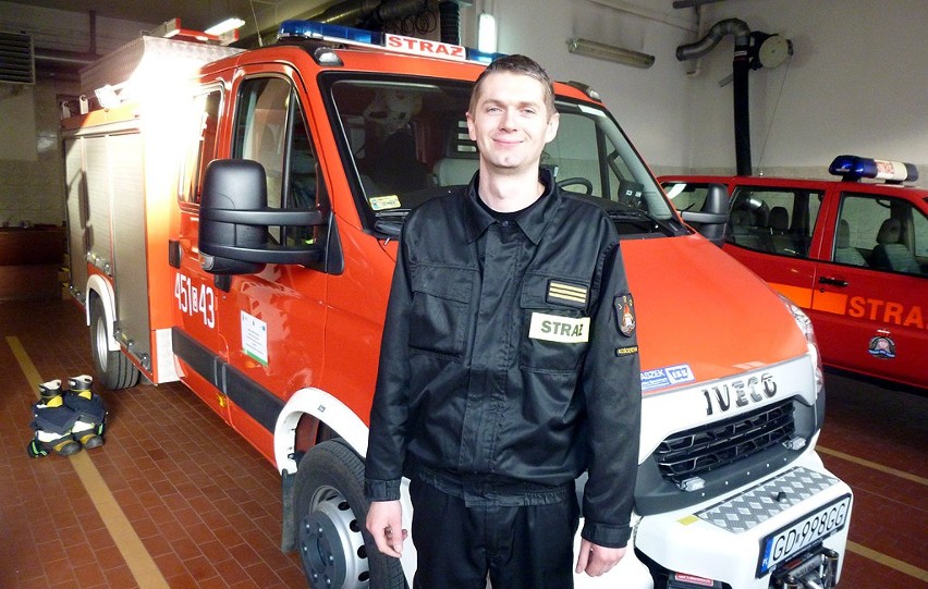 Adam Banach: By zostać strażakiem potrzeba odwagi i silnej psychiki