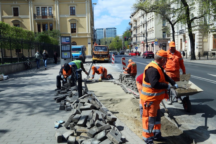 Przy sądzie nie wysiądziesz z autobusu. Remont przystanków na Krakowskim Przedmieściu