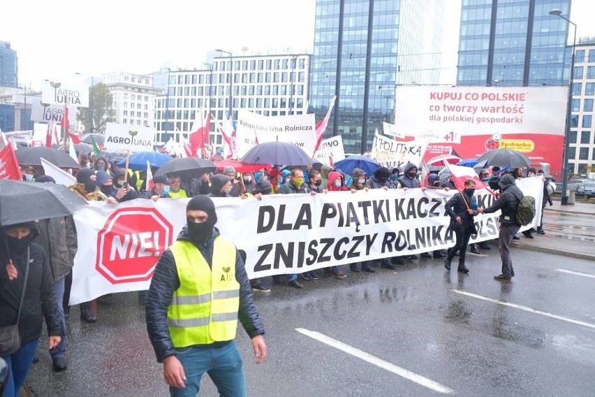 Podlascy rolnicy protestują w stolicy