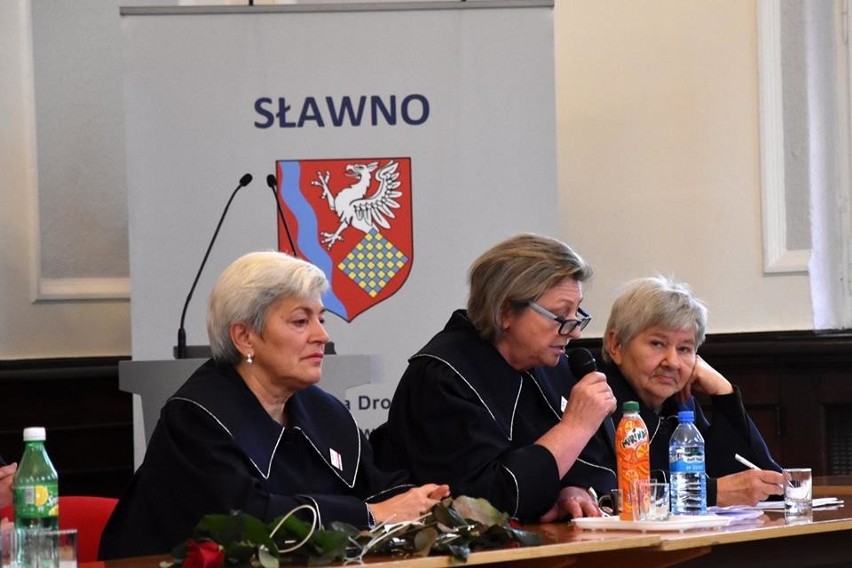 Ostatnia sesja radnych VII kadencji Rady Miejskiej w Sławnie [ZDJĘCIA]