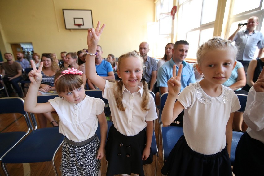 Uczniowie z Piekar Śląskich rozpoczęli rok szkolny [ZDJĘCIA]