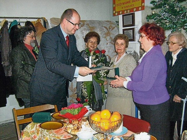 Jeszcze rok temu za swoją działalność "Dary" wyróżnił prezydent Paweł Adamowicz