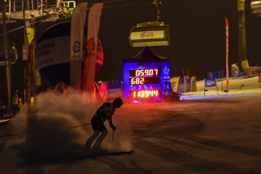 Zakopane. Narciarze pobili rekord. Przez 12 godzin pokonali 698 km [ZDJĘCIA]