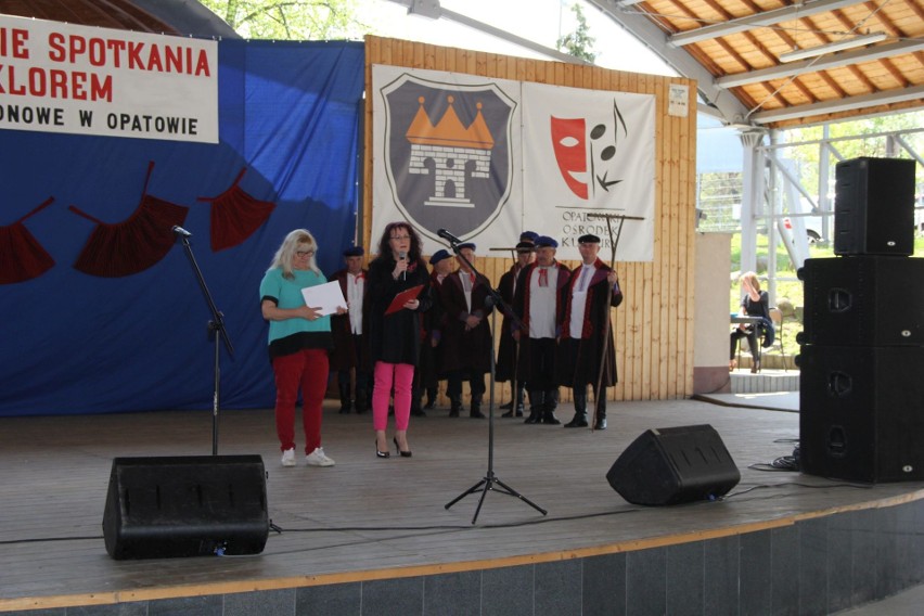 Zespołu ludowe wystąpiły na scenie amfiteatru w Opatowie. Zobaczcie zdjęcia z eliminacji do finałowej gali Buskich Spotkań z Folklorem