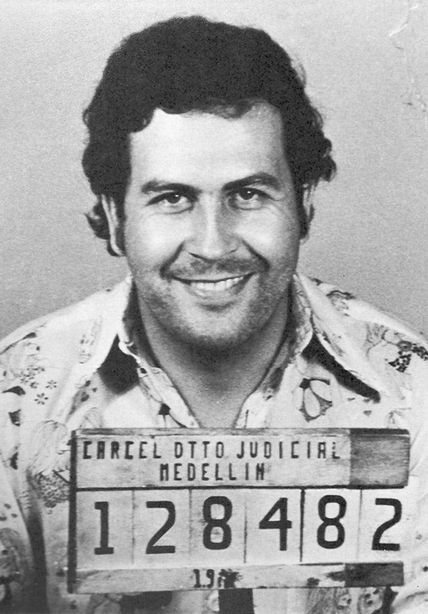 Sensacyjne odkrycie w domu Pablo Escobara. Miliony zamurowane w ścianie! 