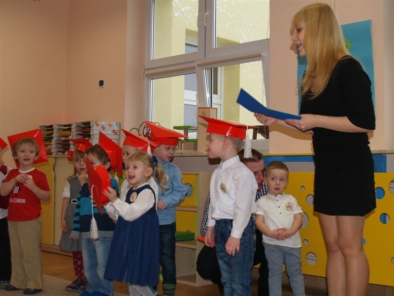 Pasowanie na przedszkolaka w Przedszkolu nr 7 w Wyszkowie (zdjęcia)