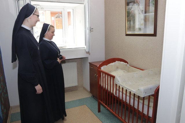Okno życia im. Jana Pawła II we Włocławku działa od 2011 roku. Od tego czasu zostawiono w nim dwie dziewczynki