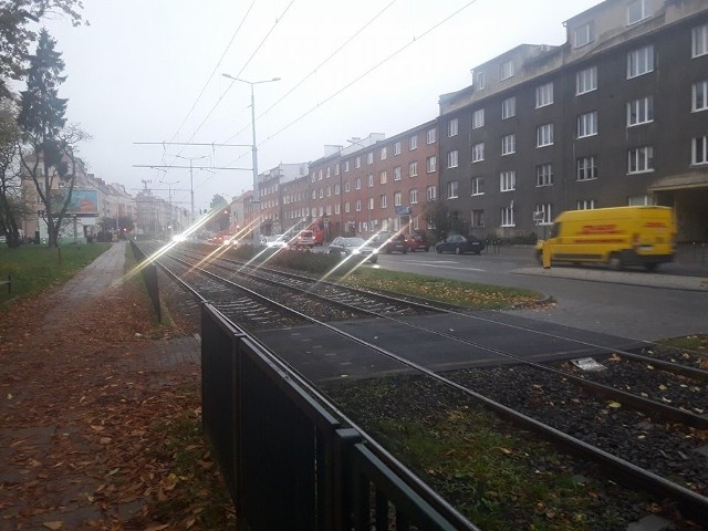 Na skrzyżowaniu Kartuskiej i Ciasnej w Gdańsku co chwilę dochodzi do niebezpiecznych zdarzeń