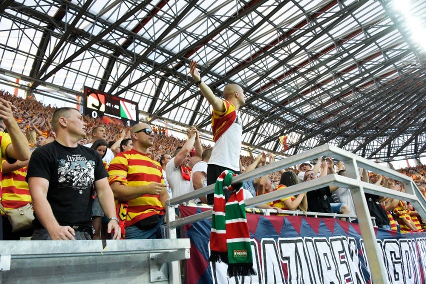 Kibice na meczu Jagiellonia Białystok - Legia Warszawa