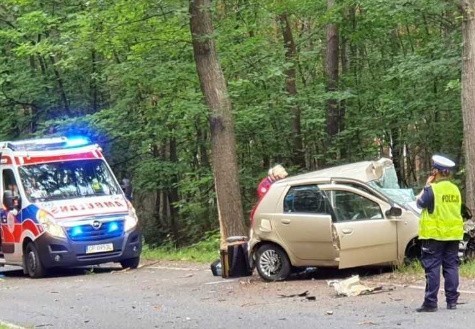 Jedna osoba zginęła w wypadku pod Turawą.