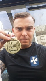 Mateusz Lipa z Rzeszowa zrzucił 50 kg, aby pobiec w nowojorskim maratonie. Udało się! [ZDJĘCIA]