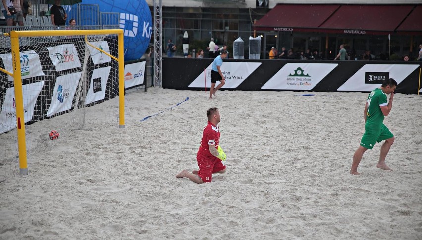 Międzynarodowy Festiwal Sportów Plażowych 2019 w Krakowie. Turniej beach soccera [ZDJĘCIA]