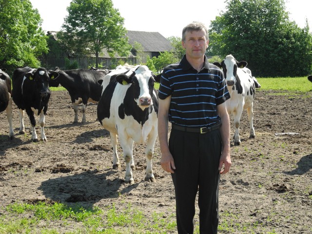 Władysław Zińczuk z Końcowizny wczoraj złożył wniosek o płatności bezpośrednie. Mówi, że biuro powiatowe ARiMR w Białymstoku było wprost oblegane przez rolników