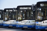 Gdynia: Osiem fabrycznie nowych midibusów wyjechało na ulice miasta. Będą jeździć na osiedlowych liniach komunikacji miejskiej