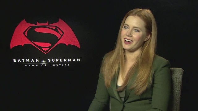 Amy Adams w filmie "Batman v Superman: Świt sprawiedliwości" zagrała Lois Lane.fot. Dzień Dobry TVN/x-news