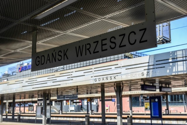 05.04.2020 gdanskgdansk sie zmienia - aktualne zdjecia gdanskana zdjeciu: dworzec pkp i skm gdansk wrzeszczfot. przemek swiderski / polska press / dziennik baltycki