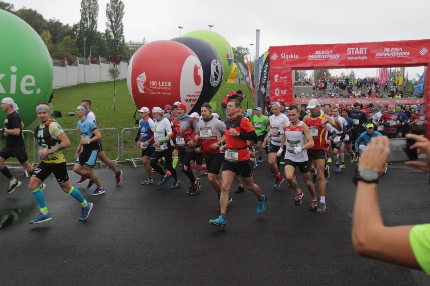Biegacze Ultra Silesia Marathonu wystartowali na trasę o...