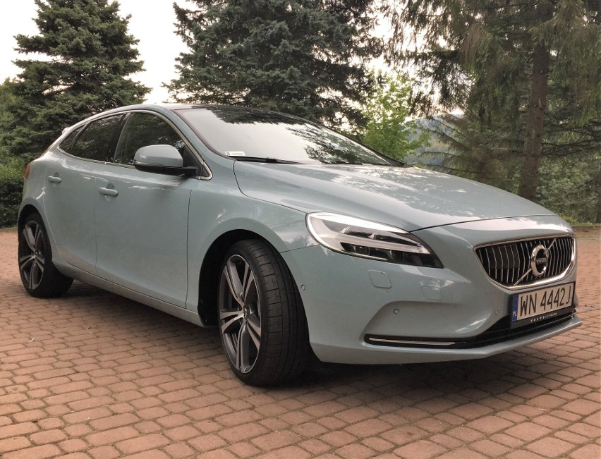 Volvo V40 D4 - test...