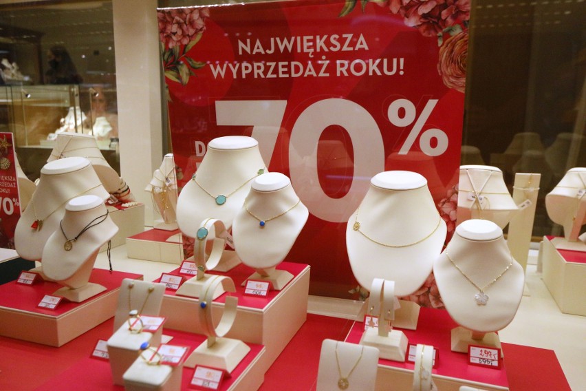 Wyprzedaże w Lublinie. Promocje w galeriach handlowych sięgają 70 proc. Zobacz zdjęcia i oferty