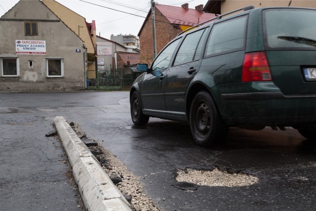 Skrzyżowanie ulic Natansona i Kuźnicy Kołłątajowskiej.