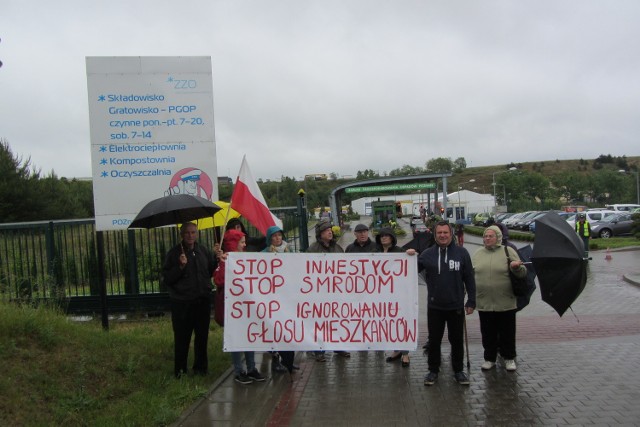 Na początku czerwca, kiedy wmurowywano  kamień  węgielny, pod  biokompostownię przed wysypiskiem protestowali mieszkańcy Moraska i Suchego Lasu