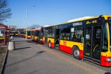 Strzały w centrum Warszawy. Wybite szyby w autobusach