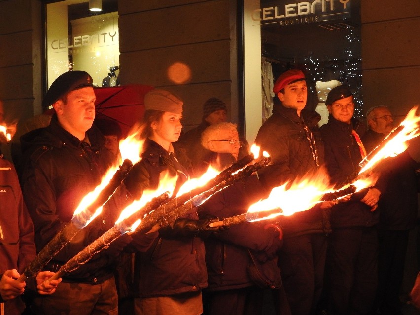 Wprowadzenie stanu wojennego. Marsz z okazji 34. rocznicy przeszedł przez centrum Białegostoku