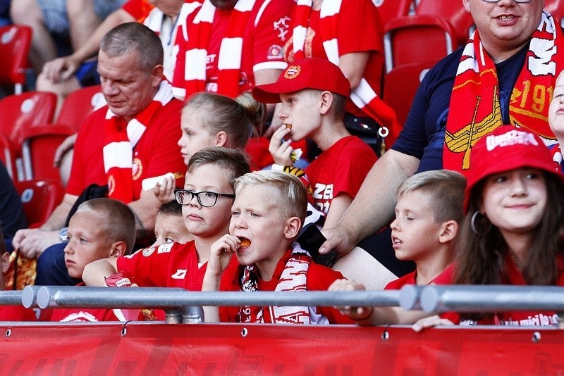 Piłkarska druga liga. Ilu kibiców Widzewa pojedzie do Rzeszowa