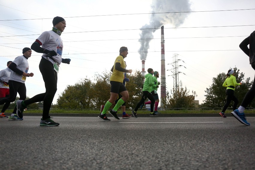 AmberExpo Półmaraton Gdańsk przyciąga tysiące biegaczy w...