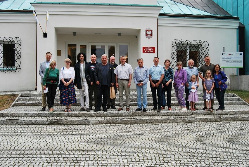 Kraśnik. Po koncercie „Odyssea” Henri Seroka oraz zagraniczni goście zwiedzili miasto. Zobacz zdjęcia