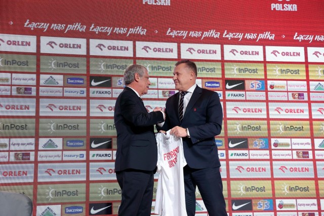 Nowy selekcjoner reprezentacji Polski - Fernando Santos (z lewej) i Prezes PZPN Cezary Kulesza (z prawej)