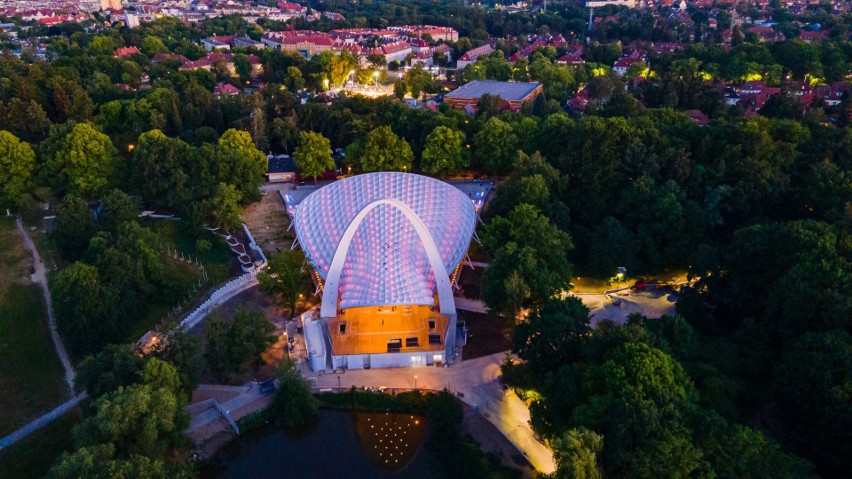 Kolejne próby oświetlenia Teatru Letniego w Szczecinie