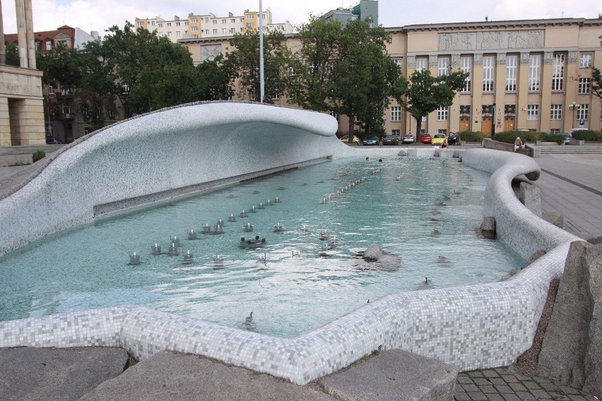 Dlaczego fontanna przed łódzkim Teatrem Wielkim przestała tryskać?