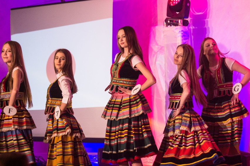 Miss Ziemi Łomżyńskiej 2018: Elwira Talkowska. Zobacz...