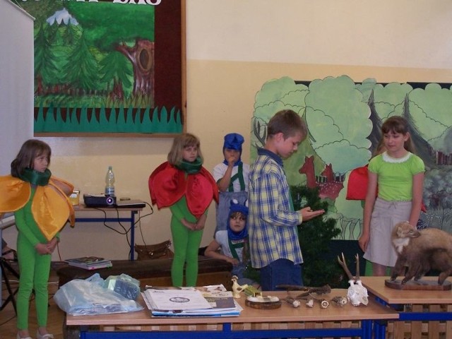 Uczniowie gorzyckiej szkoły mieli okazję poznać zwierzęta i rośliny, jakie spotkać można w naszym regionie.