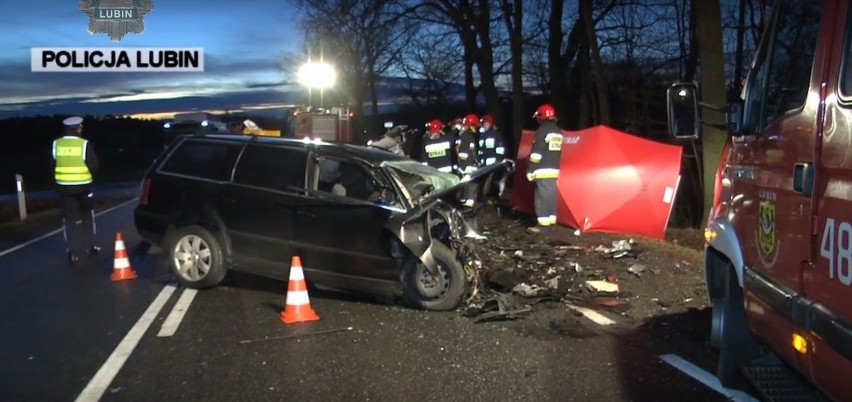 Śmiertelny wypadek na Dolnym Śląsku. Zderzenie bmw z volkswagenem (ZDJĘCIA)