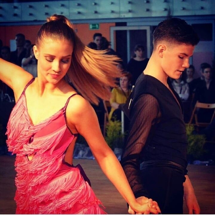 Julia i jej taneczny partner, Michał Cichoń.