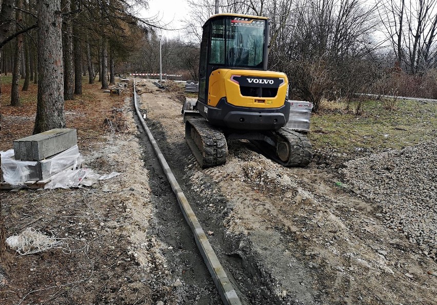 Metamorfoza Parku Lotników Polskich. Powstał nowy pawilon [ZDJĘCIA]