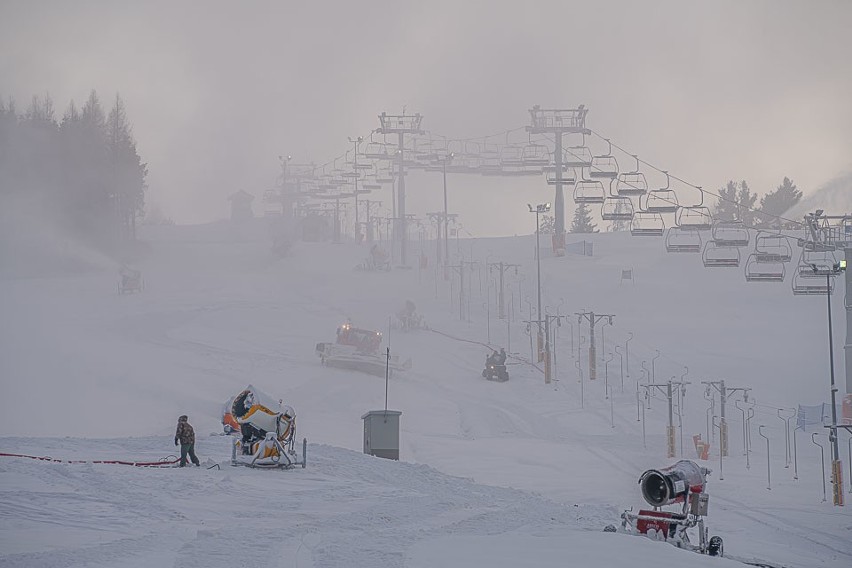 Tylicz. Stacja narciarska MasterSki rozpoczyna tegoroczny sezon. Gdzie jeszcze można jeździć? ZDJĘCIA