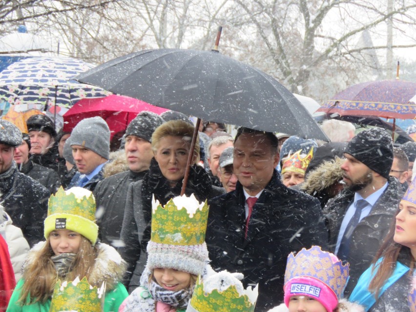 Prezydent Andrzej Duda i Agata Kornhauzer - Duda chętnie...