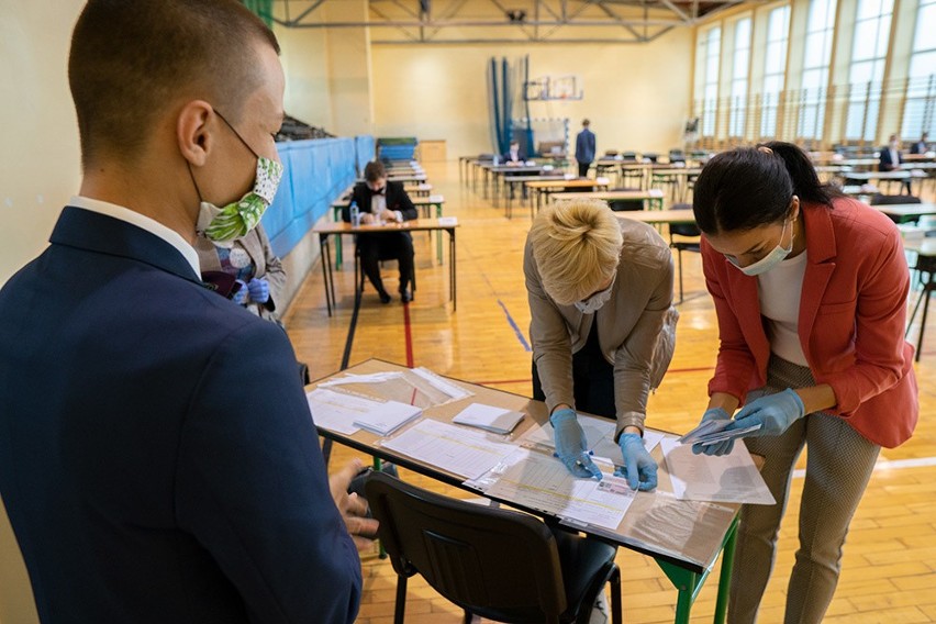 Matura 2020 w Jastrzębiu-Zdroju w Zespole Szkół nr 6 im....