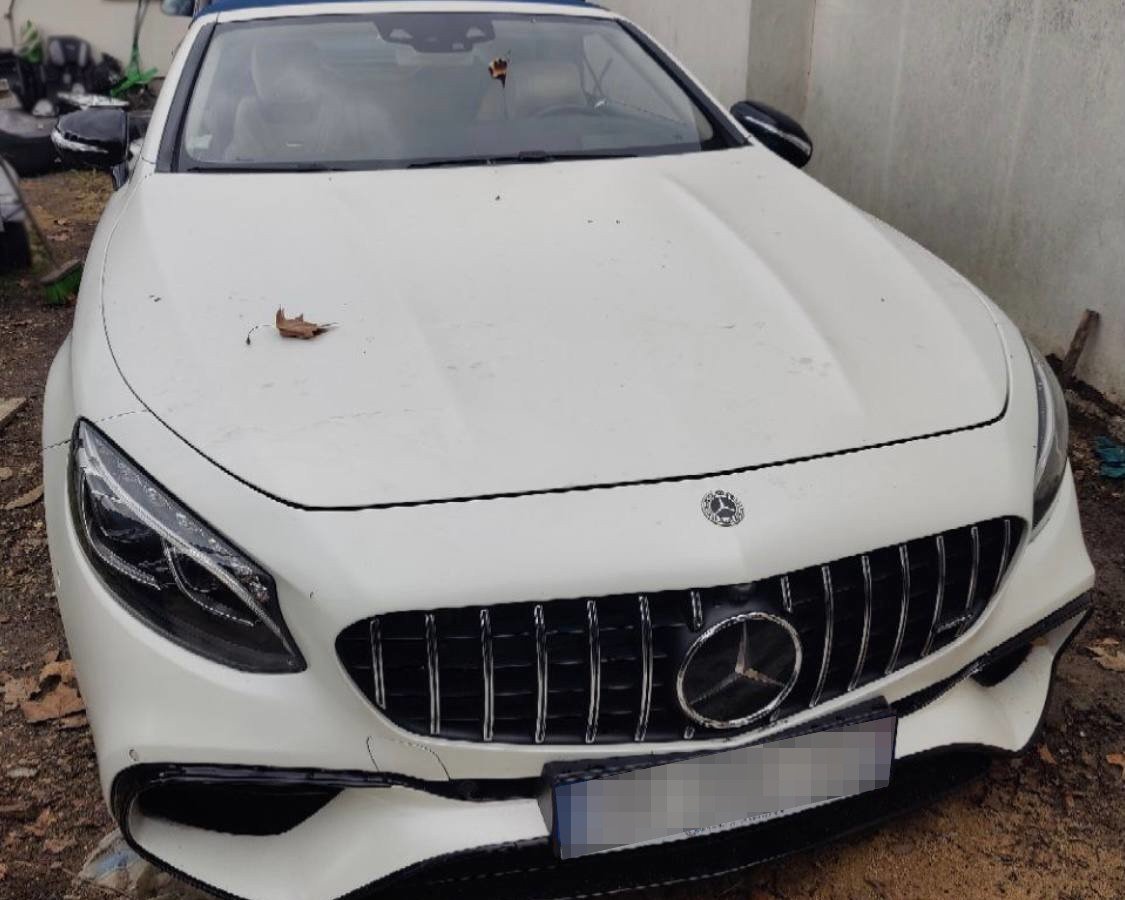 Trois voitures de luxe volées arrêtées en France grâce aux informations de Przemyśl [ZDJĘCIA]