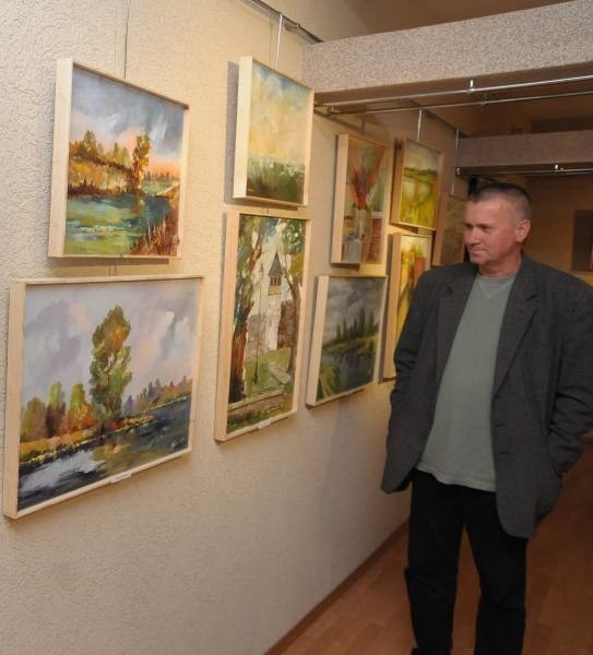 Tadeusz Stalęga z MOK-u: - Zapraszam na wystawę.