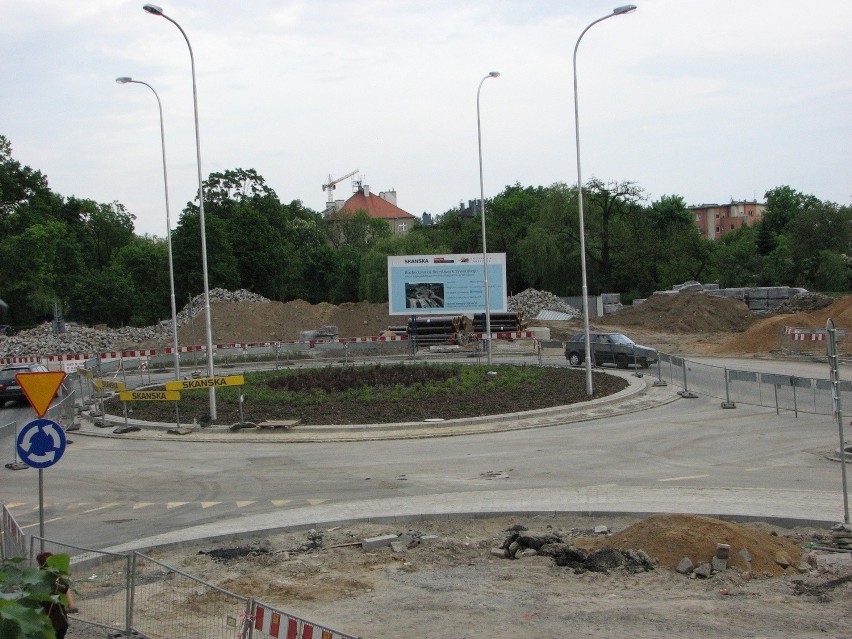 Wrocław: Można już jeździć rondem na Psim Polu 