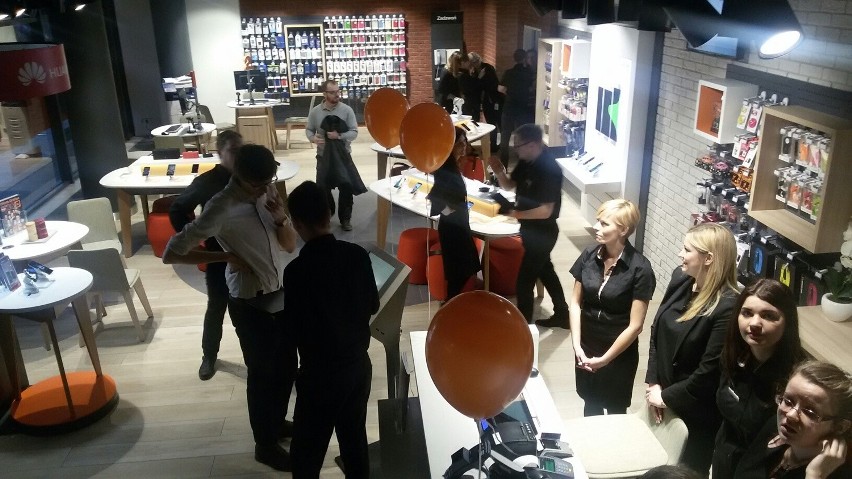 Orange Smart Store