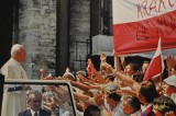 Jan Paweł II na zdjęciach krakowskiego fotografika Adama Bujaka. Papieska wystawa w Rzymie  
